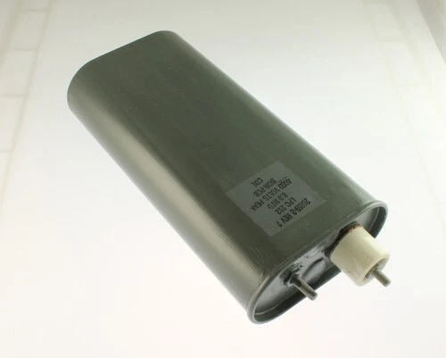 Condensador de aceite sellado herméticamente 8mfd 4000VDC 8uf 4000V 4.000 voltios máximos DC 8mf Foto 1 de 1