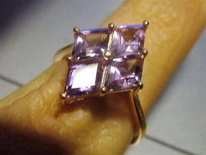 PRECIOSO ANILLO DE ORO AMARILLO CON AMATISTA PARA ANIVERSARIO,BODA,COMPROMISO - Picture 1 of 3