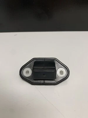 2013-2015 TOYOTA AVALON BOTÃO DE LIBERAÇÃO DO PORTA-MALAS 15A322 2015 22094493 - Imagem 1 de 4