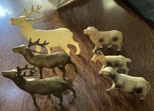 6 Vintage Zelluloid Tiere, 3 Hirsche, 1 Hund, 1 Schaf & 1 Ziege - Bild 1 von 4