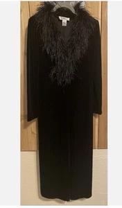 Patra schwarz Samt Swing langes Coverup mit Straußenfedern - Bild 1 von 7