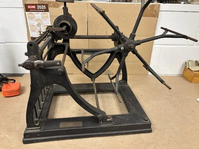 Antique Alfred Suter Yarn Thread Winder Wheel Industrial Textiles Cast Iron - Image 1 of 4