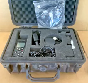 Iridium 9555 Satellite Phone IRID0115F with Case and Accessories - Picture 1 of 11