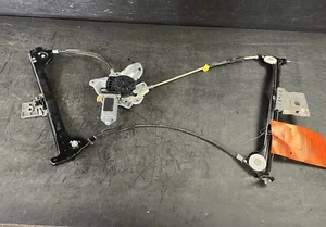 04-08 CROSSFIRE FRONT DRIVER DOOR WINDOW GLASS REGULATOR W/ MOTOR 130821787 - Picture 1 of 2