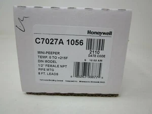 HONEYWELL C7027A1056 Minipeeper Ultraviolet Flame Detector - Picture 1 of 1