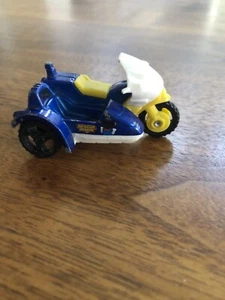 Matchbox Cycle with Sidecar 2001 Rescue Heroes 1:64 - Picture 1 of 6