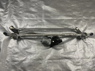 2017 Chevrolet Camaro Wiper Motor Linkage Assembly - Image 1 of 4