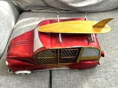 Deco Breeze Euro Car Fan Station Wagon con tabla de surf ventilador de mesa Foto 1 de 4