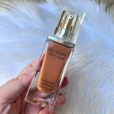 New Estee Lauder Re-Nutriv Ultra Radiance Liquid Makeup SPF20~6C1 Rich Cocoa~1oz - Image 1 of 4
