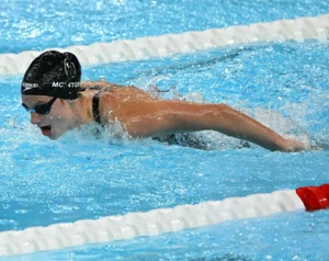 Summer McIntosh Team Canada Swimming 2024 Paris Olympics Champion 8x10 Photo B - Bild 1 von 1