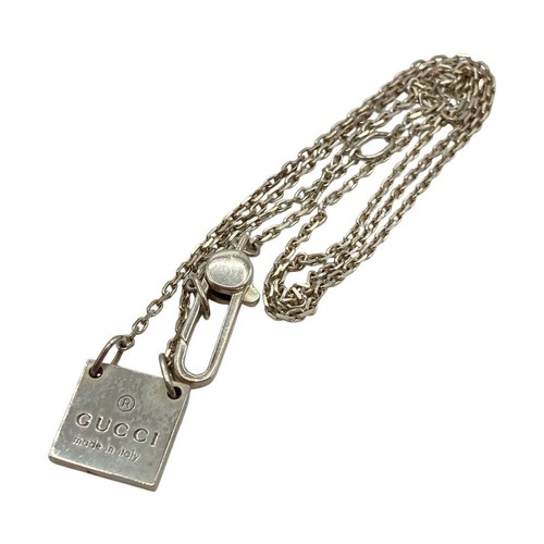 Collana placca quadrata logo Gucci argento sterling 925 usata con scatola e sacchetto