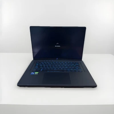 Твердотельный накопитель ASUS ROG Zephyrus M16 16 дюймов -i9-12900H/RTX 3070 Ti/16 ГБ RAM/1 ТБ - открытая коробка - Изображение 1 из 4