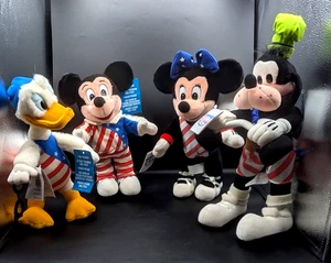 Figuras posables de peluche olímpicas de Mickey Minnie Donald y Goofy EE. UU. Disney Store - Imagen 1 de 7
