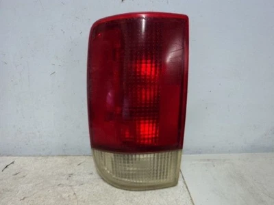 Lanterna traseira esquerda do motorista compatível com 95-05 Chevrolet Blazer S10 GMC Jimmy S15 C-77696 - Imagem 1 de 3