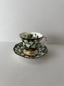 Royal Albert Provincial Flowers Trillium Teacup & Saucer - Picture 1 of 3