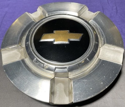 2007-2013 雪佛兰 Silverado Tahoe Avalanche 1500 轮中心帽轮毂盖 9596343 1 — 第 1/4 张图片