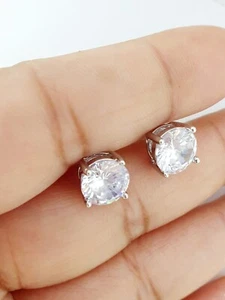 White Gold Filled Men Women Stud Earrings 8mm Circle Round Crystal Stud Earrings - Picture 1 of 3