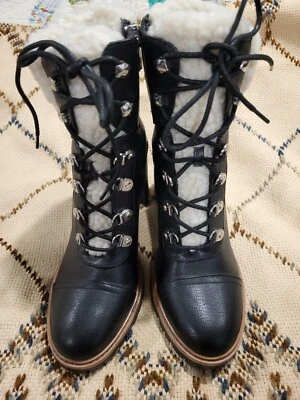 Botas con cordones negras Nine West con forro de piel de oveja talla 8M look nuevas Foto 1 de 4