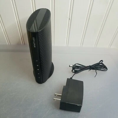 TP-Link TC-7610 DOCSIS 3.0  Cable Modem BARELY USED - Image 1 of 3