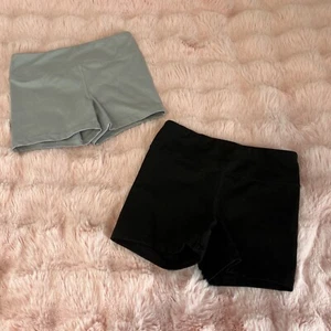 Girls grey and black 90 Degree bike short 2 piece set size 12 (L) - Picture 1 of 12