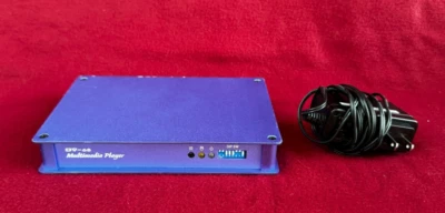 Reproductor multimedia Technovision DV-68 con adaptador de CA Foto 1 de 4