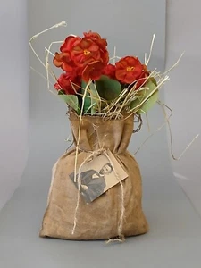 Primitive Geranium Burlap Sac Abe Lincoln Grungy Floral Arrangement Patriotic - Picture 1 of 4