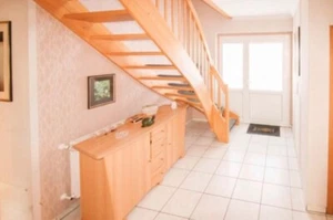 Haus zur Vermietung - Bild 1 von 15