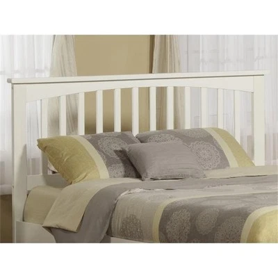 Cabecero King de madera maciza Leo & Lacey con estación de carga USB en blanco Foto 1 de 4