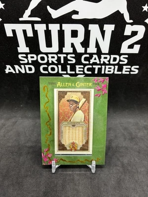 Мини-игра 2025 Topps Allen & Ginter ROBERTO CLEMENTE #MFR-RC в рамке б/у реликвия - Изображение 1 из 2