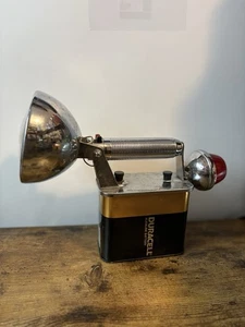 Vintage Ray-O-Vac Sportsman Laterne mit alter Duracell Batterie - Bild 1 von 5