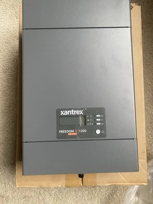 XANTREX 806-1212 FREEDOM X1200 12VDC 120VAC 1200W VERDADEIRO INVERSOR DE ONDA SENOIDAL - Imagem 1 de 4