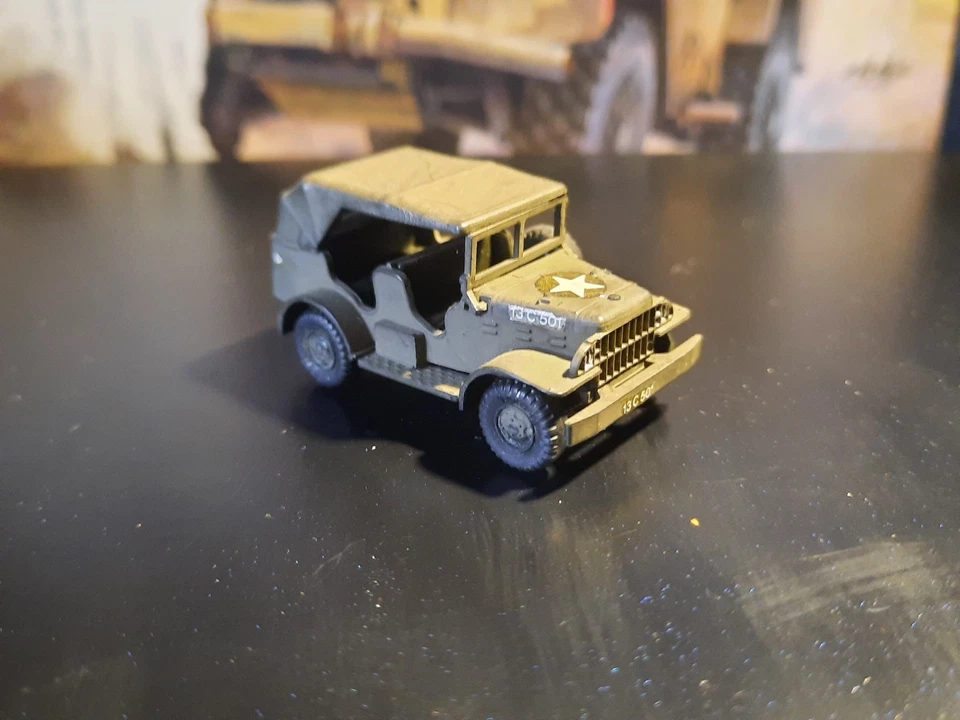 Roco minitanks  1 pz Dodge  ww2  ,cold war  verniciato green NATO scala 1/87  - Immagine 1 di 4