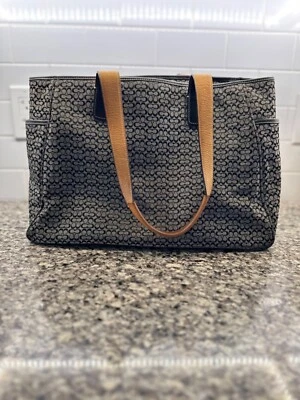 Coach Grey and Black Signature Canvas Tote w/ Leather Trim 5707 16W x 11H x 7D  - Image 1 of 4