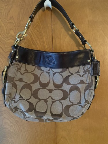 Borsa a mano Coach marrone panna Soho marrone bordo fibbia tracolla