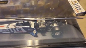 Action 1:24 Maßstab Larry Dixon Miller Lite Top Fuel Dragster mit Etui - Bild 1 von 7