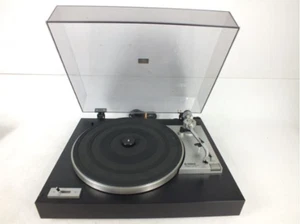 Yamaha YP-211 Vintage Belt Drive Record Player Turntable USED(Working) - Picture 1 of 6