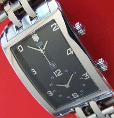 SWISS ARMY VictorINOX + Hombres POLISHED Raro ALIANZA RECTÁNGULO 2 en 1 GMT Traveler Foto 1 de 4
