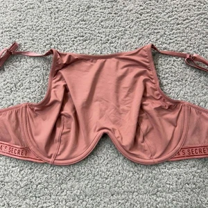 Victoria Secret Bra 32DD Bralette Very Sexy Monowire High Neck Spellout - Picture 1 of 8