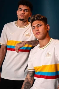 Maglia Calcio Uomo M Ufficiale Colombia 2024 100° Anniversario Adidas Nuova IT2743 - Foto 1 di 3