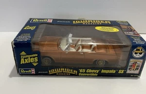 1965 CHEVY IMPALA SS CONVERTIBLE RARE LOWRIDER MAGAZINE 1/25 REVELL 2004 SEALED - Bild 1 von 9