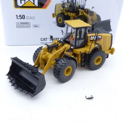 Diecast Masters 1:50 85928 CAT 996M Radlader in OVP EX6702 - Bild 1 von 3