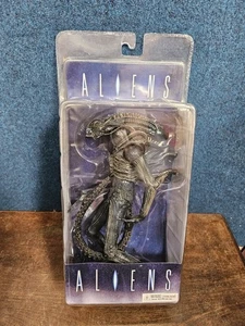 NECA Aliens Original Classic Alien Xenomorph Warrier ( BNIB ) - Picture 1 of 4