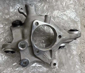 Genuine GM Rear Passenger Side Suspension Knuckle 23118094 New Open Box - Bild 1 von 11