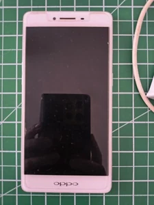 Oppo R7 Smartphone - Picture 1 of 7