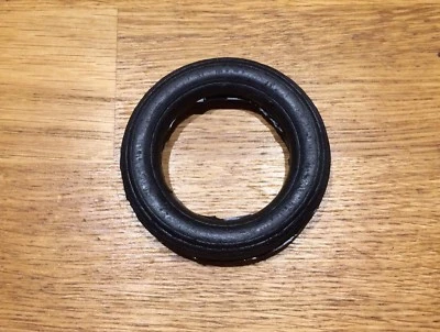 1 Pneu pour voiture en tôle Bugatti Racer de JEP 7480