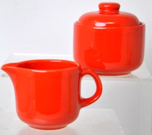 VTG WAECHTERSBACH Red Creamer & Sugar Bowl w/ Lid Set W. Germany Christmas - Picture 1 of 6