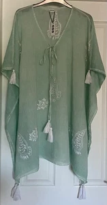 Mint Green & Wht Beach Cover Up/Kaftan with Tassels & embroidery detail  Size L - Picture 1 of 14