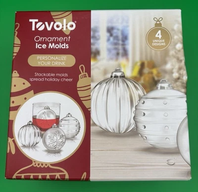 Tovolo Adorno de Navidad Moldes de Hielo, Juego de 4 - Árbol, Copo de Nieve, Diseños de Vacaciones Foto 1 de 4