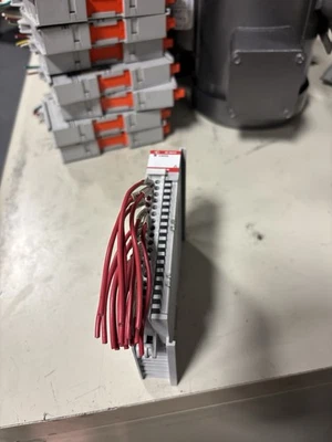 Módulo de entrada CA 16 canais Allen Bradley 5069-IA16/A CompactLogix compacto E/S - Imagem 1 de 2