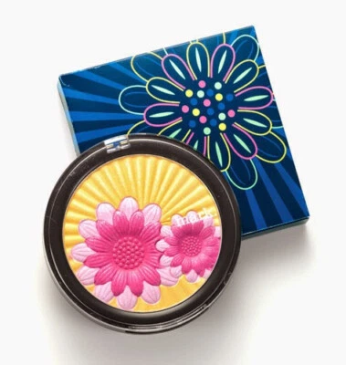AVON Mark. Highlighting Face Powder BLOOMING PRETTY 0.378 oz 10.72 g NEW Rare! - Image 1 of 4